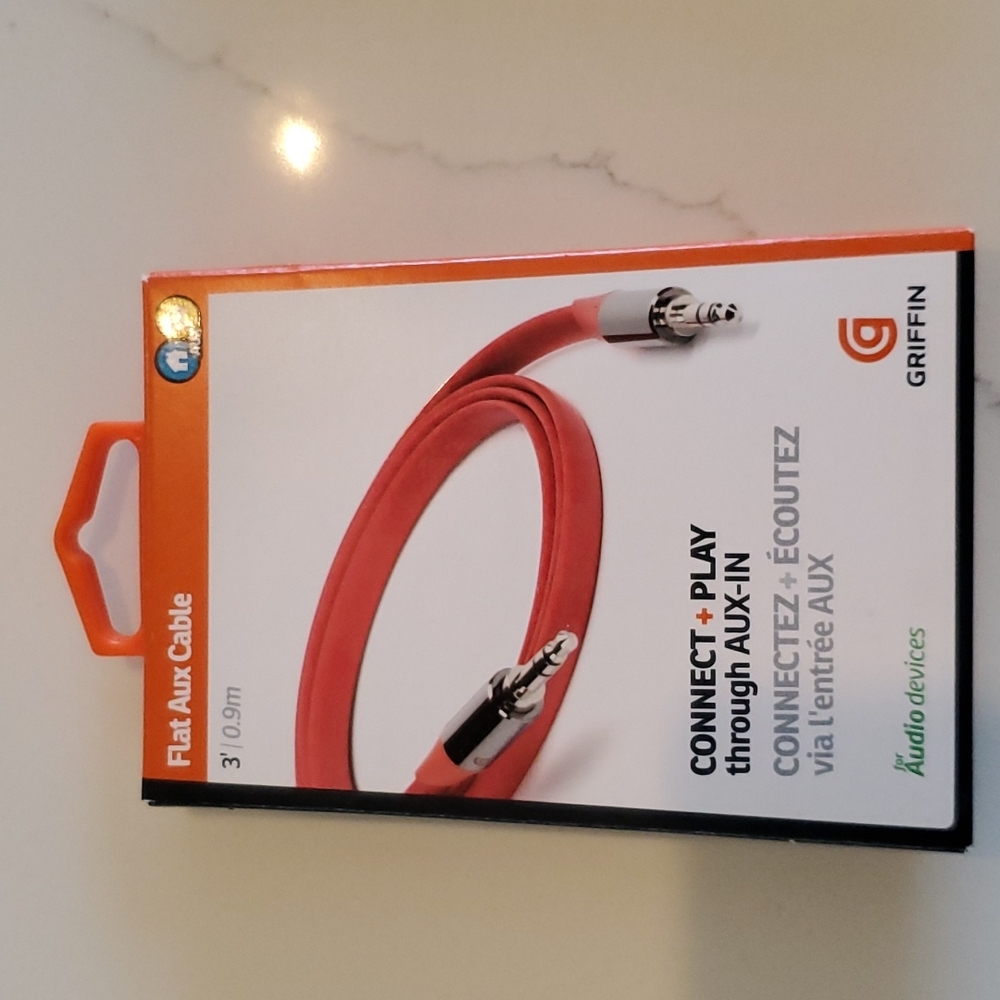 3 foot connect and plan Aux cable
